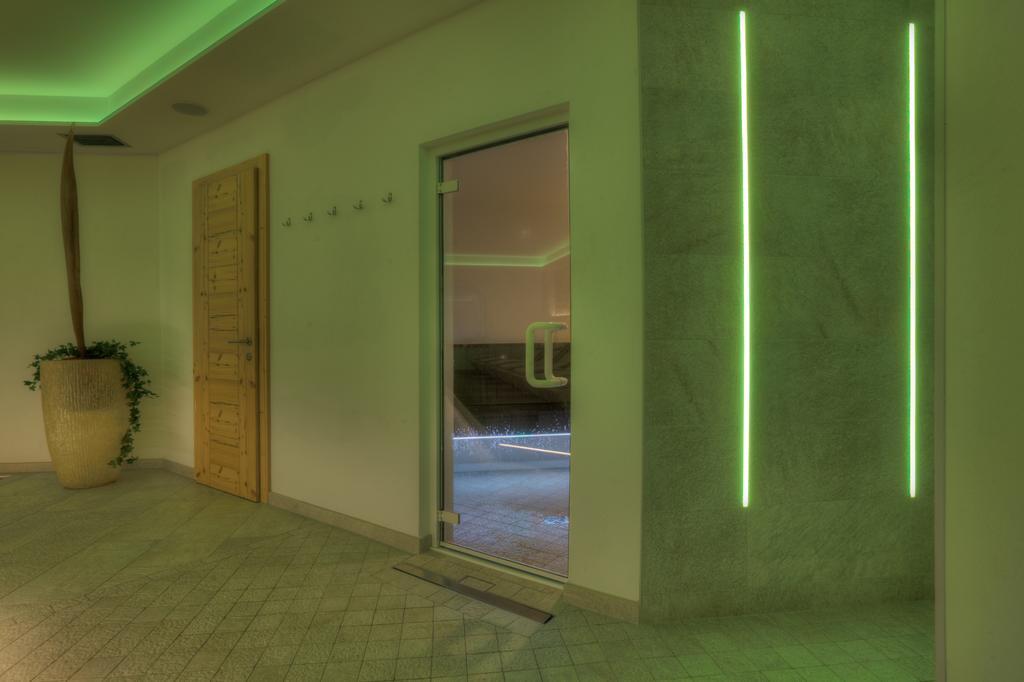 Hotel Residence Rose ヴィピテーノ エクステリア 写真