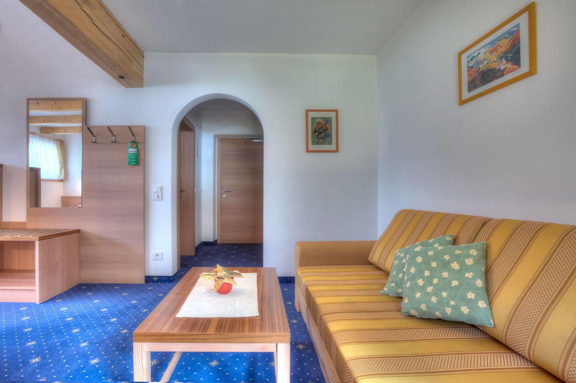 Hotel Residence Rose ヴィピテーノ エクステリア 写真