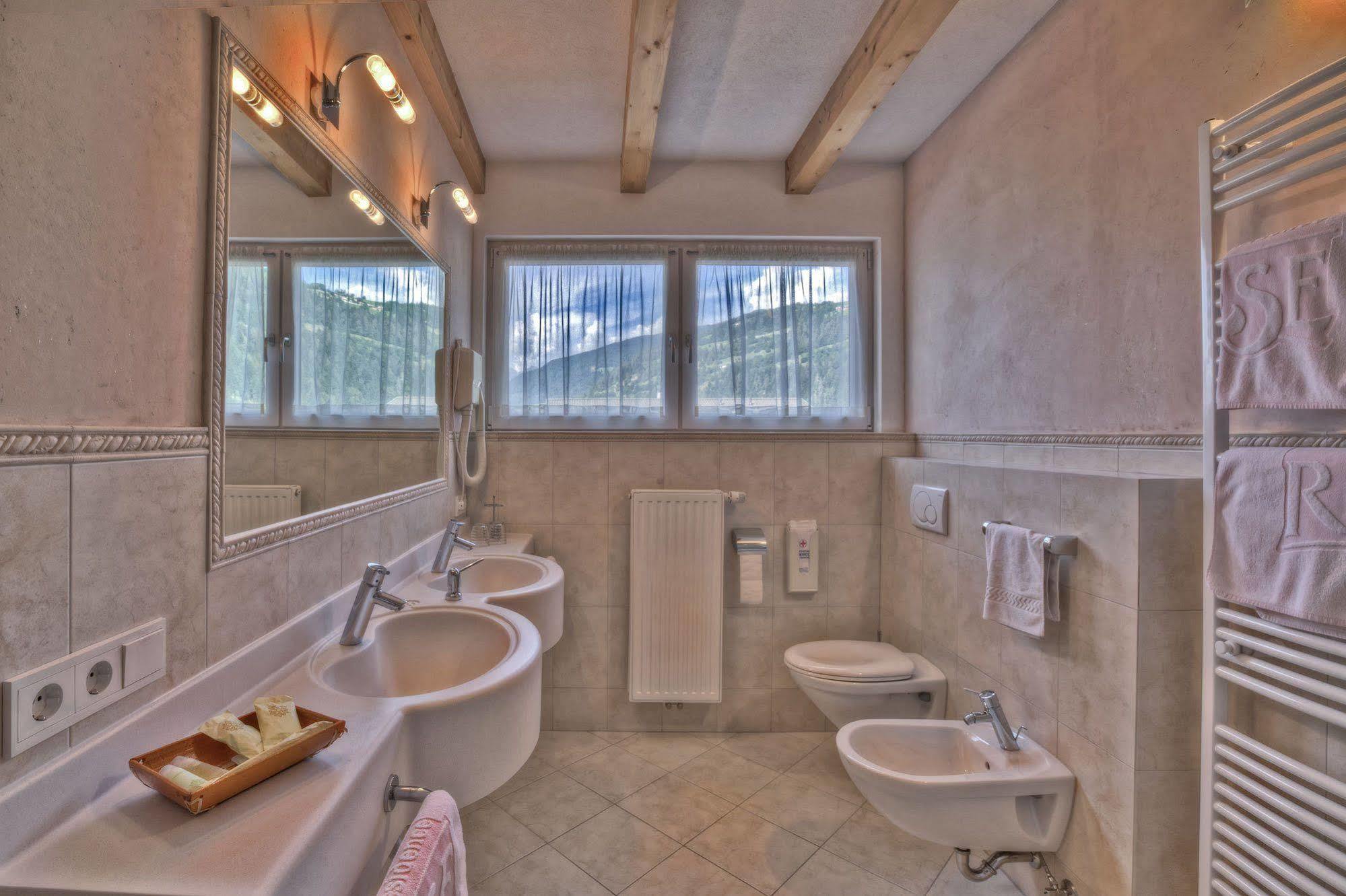 Hotel Residence Rose ヴィピテーノ エクステリア 写真