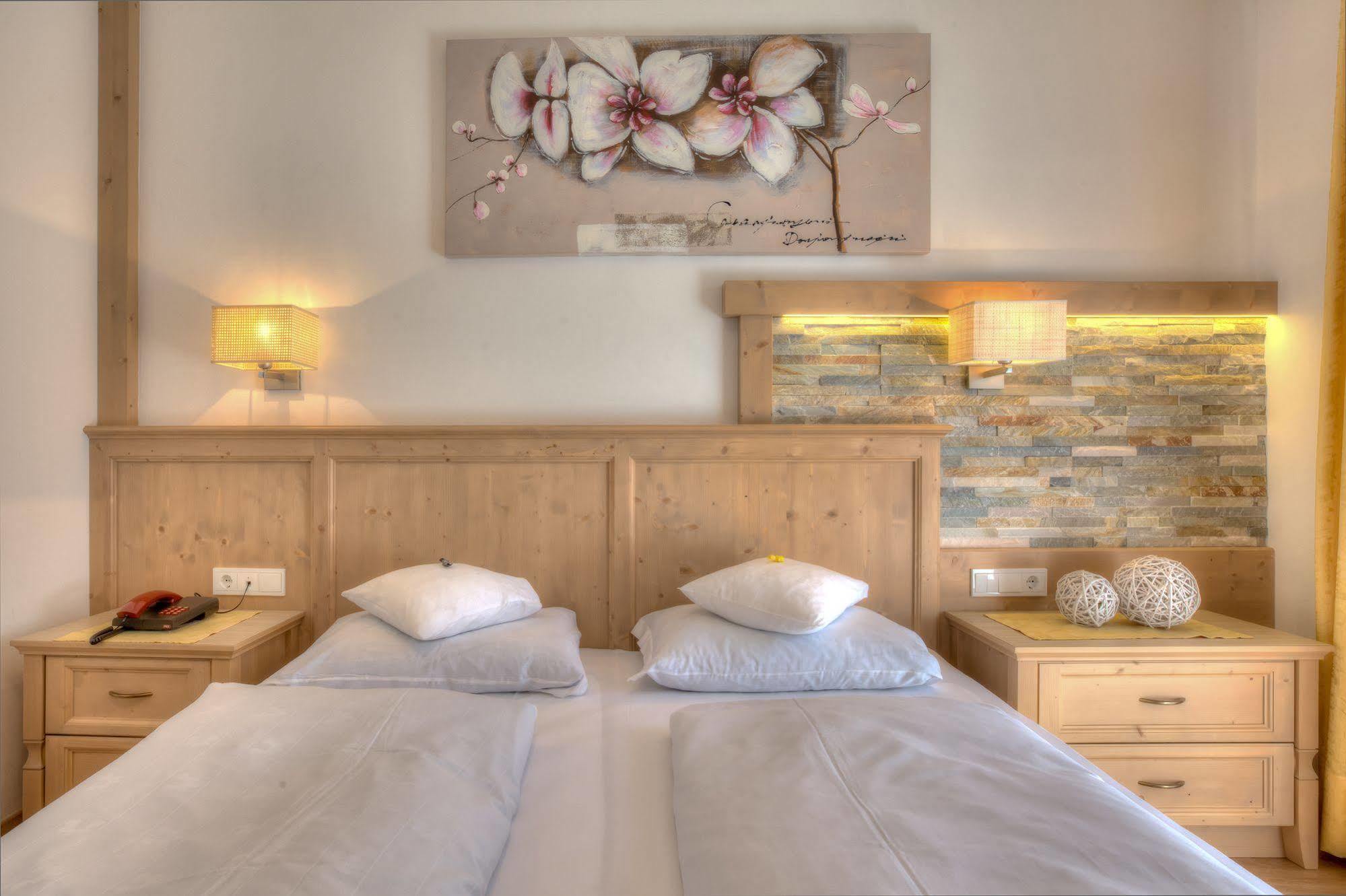 Hotel Residence Rose ヴィピテーノ エクステリア 写真